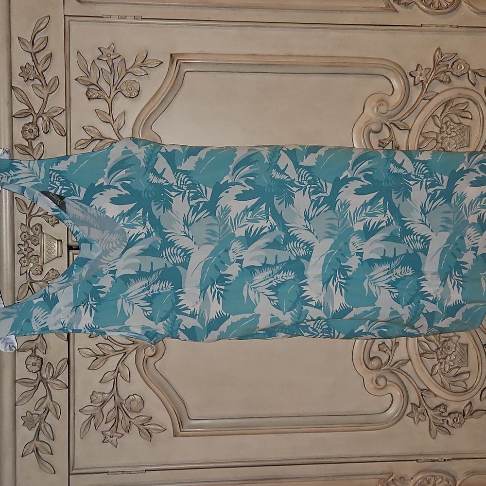Natural Reflections Tropical Leaf Print Sleeveless Dress